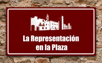 Icono del skyline de murallas de Verges sobre fondo granate.