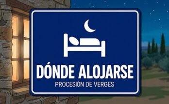 Cartel azul con un icono de cama y luna y el texto «Dónde alojarse · Procesión de Verges».